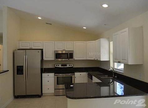 2nd image of 7191 Sussex Ln
