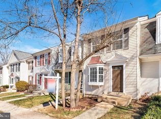 15 Asbury Way, Sterling, VA 20165