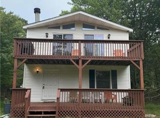 281 Fern Ridge Rd, Blakeslee, PA 18610