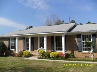 225 Mitchell Dr, Barnesville, GA 30204