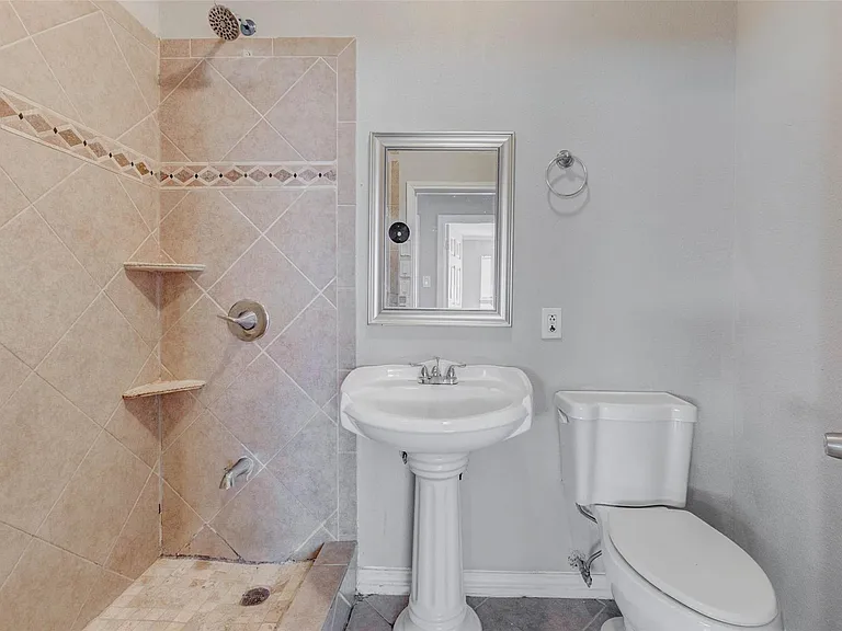 6751 Richwood Rd — Photo 7