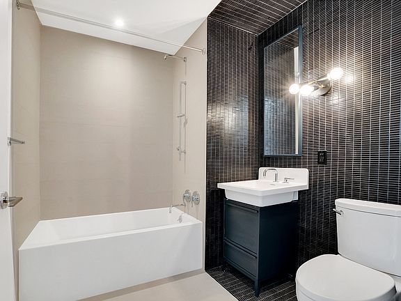 5th image of 54 Noll St #7801