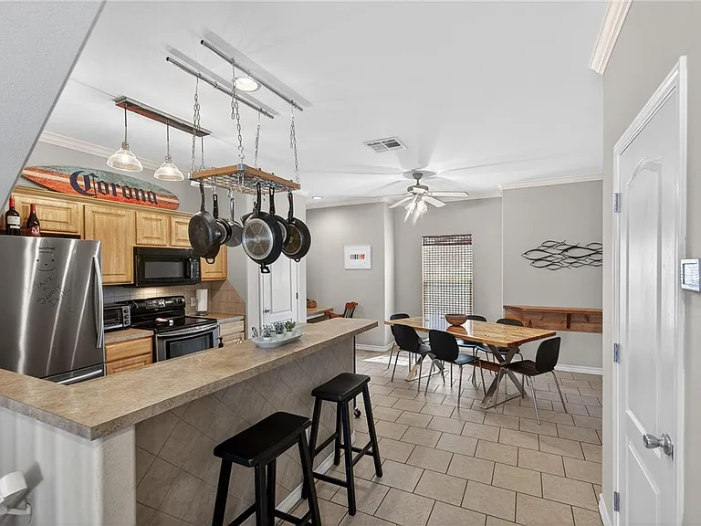 14202 Encantada Ave #401 — Photo 19