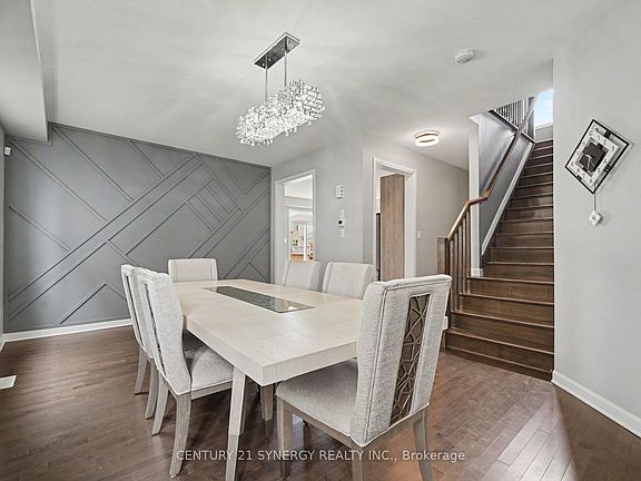 5th image of 3207 Harvester Cres