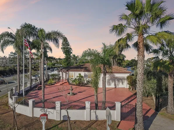 1590 Chatsworth Blvd, San Diego, CA 92107