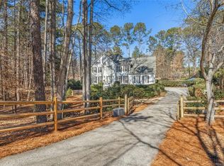 2060 Henderson Heights Trl, Milton, GA 30004