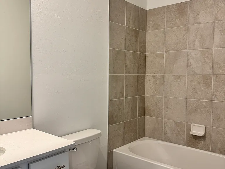 18411 Copperhead Ct N #346 — Photo 15