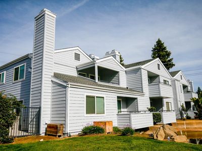 7675 N 1st St APT 225, Fresno, CA, 93720