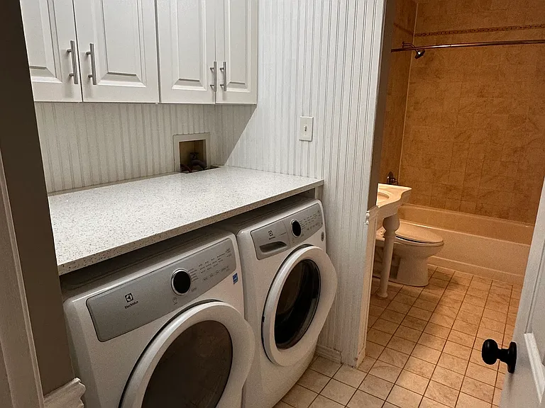 45 Portsmouth Ct — Photo 7