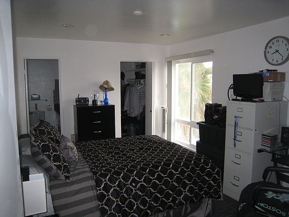 3rd image of 630 The Vlg Unit 216