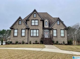 600 N Grande View Cir, Maylene, AL 35114