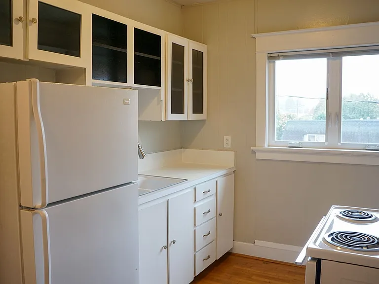 2943 SE Alder St #20 — Photo 6