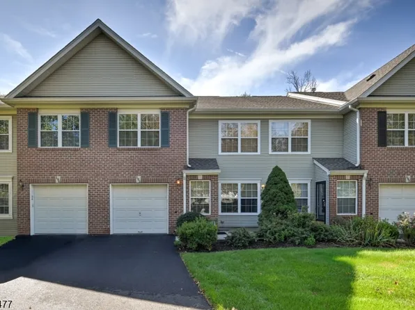 103 Cricket Hill Cir, South Brunswick Twp., NJ 08540