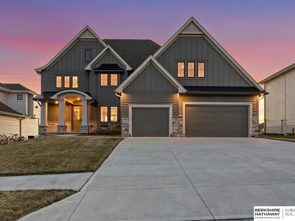 4222 S 218th Ave, Elkhorn, NE 68022