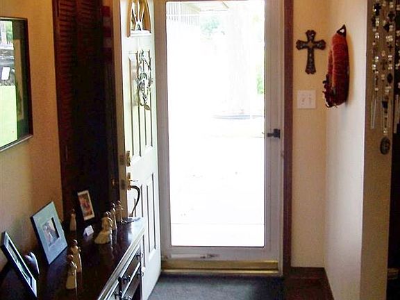 3rd image of 507 Charlotte Ave
