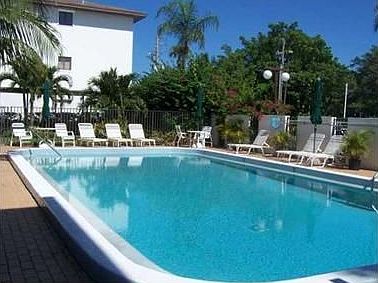 3rd image of 1630 Seaway Dr APT 207