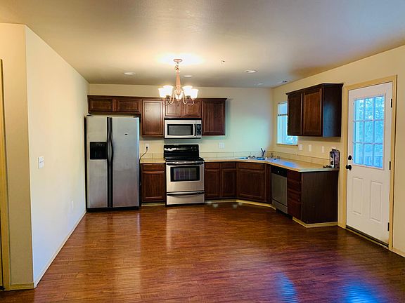 3rd image of 5028 S Tyler St #1