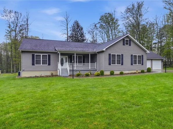 197 Smugglers Rd, Du Bois, PA 15801
