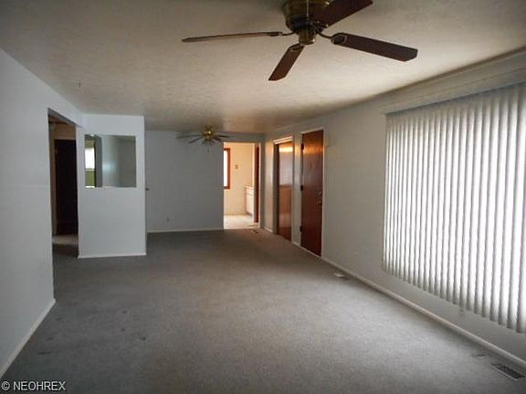 4th image of 9035 N Plaza Dr