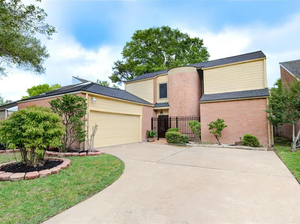 1119 Forest Home Dr, Houston, TX 77077