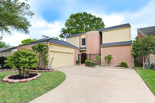 1119 Forest Home Dr Photo 1