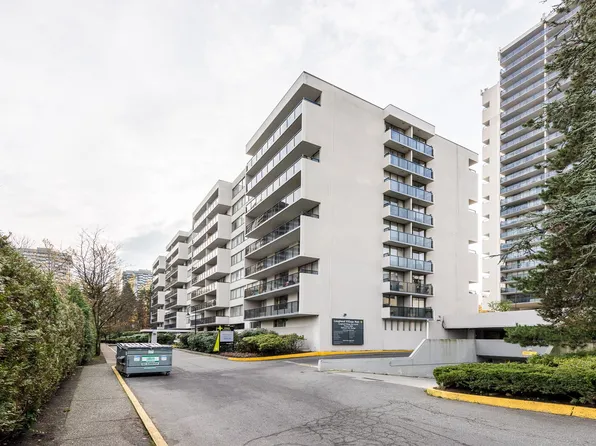 9502 Erickson Drive, 9502 Erickson Dr #201, Burnaby, BC V3J 7B5