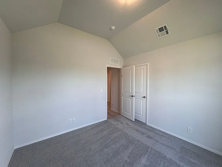 3401 E 153rd St S — Photo 19