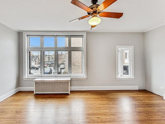 3rd image of 1136 Ontario St APT 1D