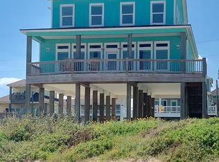 2804 Tradewind Ln, Crystal Beach, TX 77650