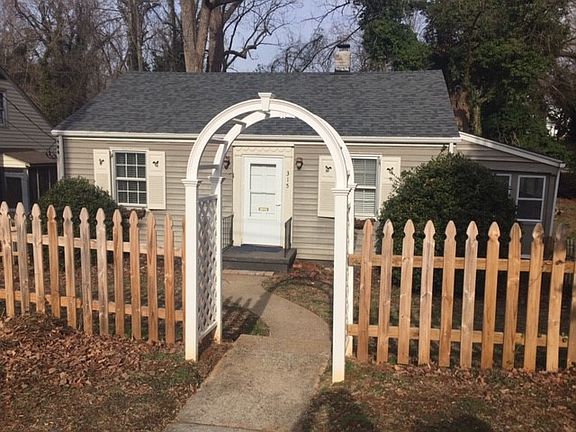 2nd image of 315 Warwick Ln