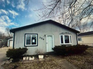 356 W Columbia Ave, Pontiac, MI 48340