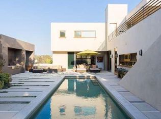 4625 Dundee Dr, Los Angeles, CA 90027