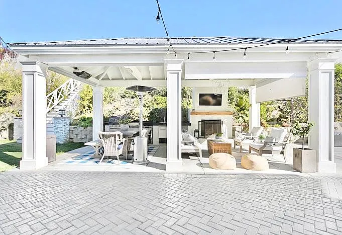 945 Passiflora Ave — Photo 8