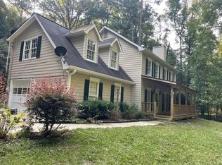 235 Joana Dr, Fayetteville, GA 30214