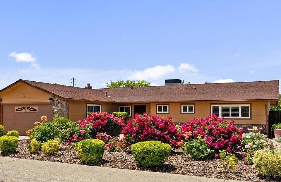 1st image of 148 Monowood Dr