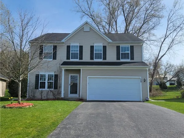 109 Coneflower Dr, Henrietta, NY 14467