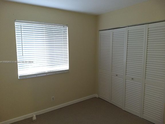 4th image of 701 Gardens Dr APT 204