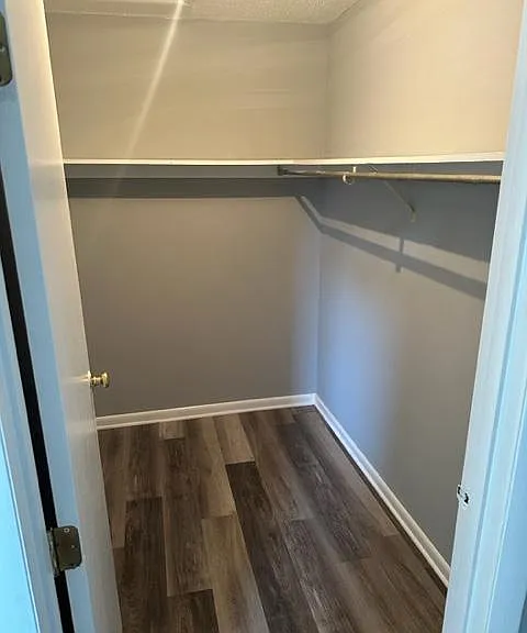 210 Orth Dr — Photo 8