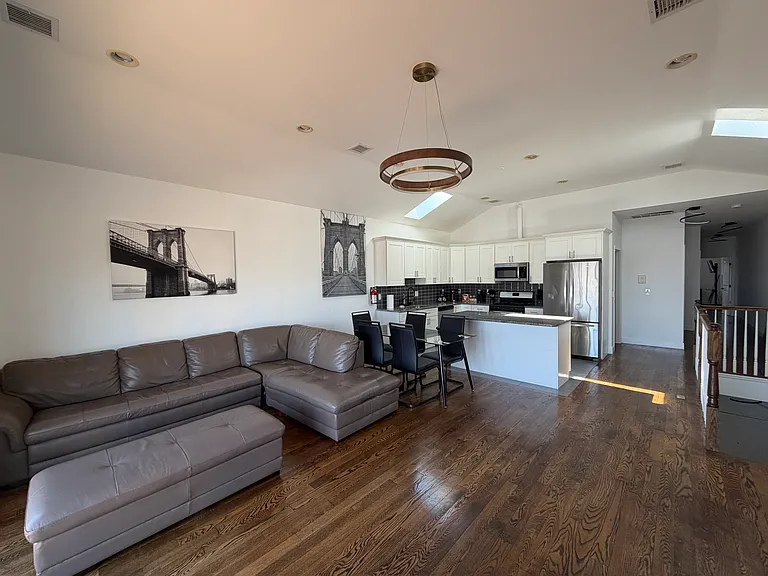 192 Arlington Ave #4 — Photo 7