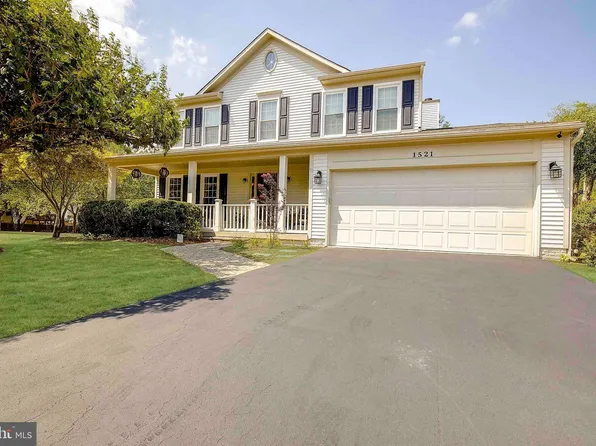 1521 Pearl Ave, Crofton, MD 21114