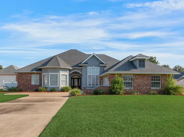 2111 Le Belle Villa Blvd, New Iberia, LA 70563