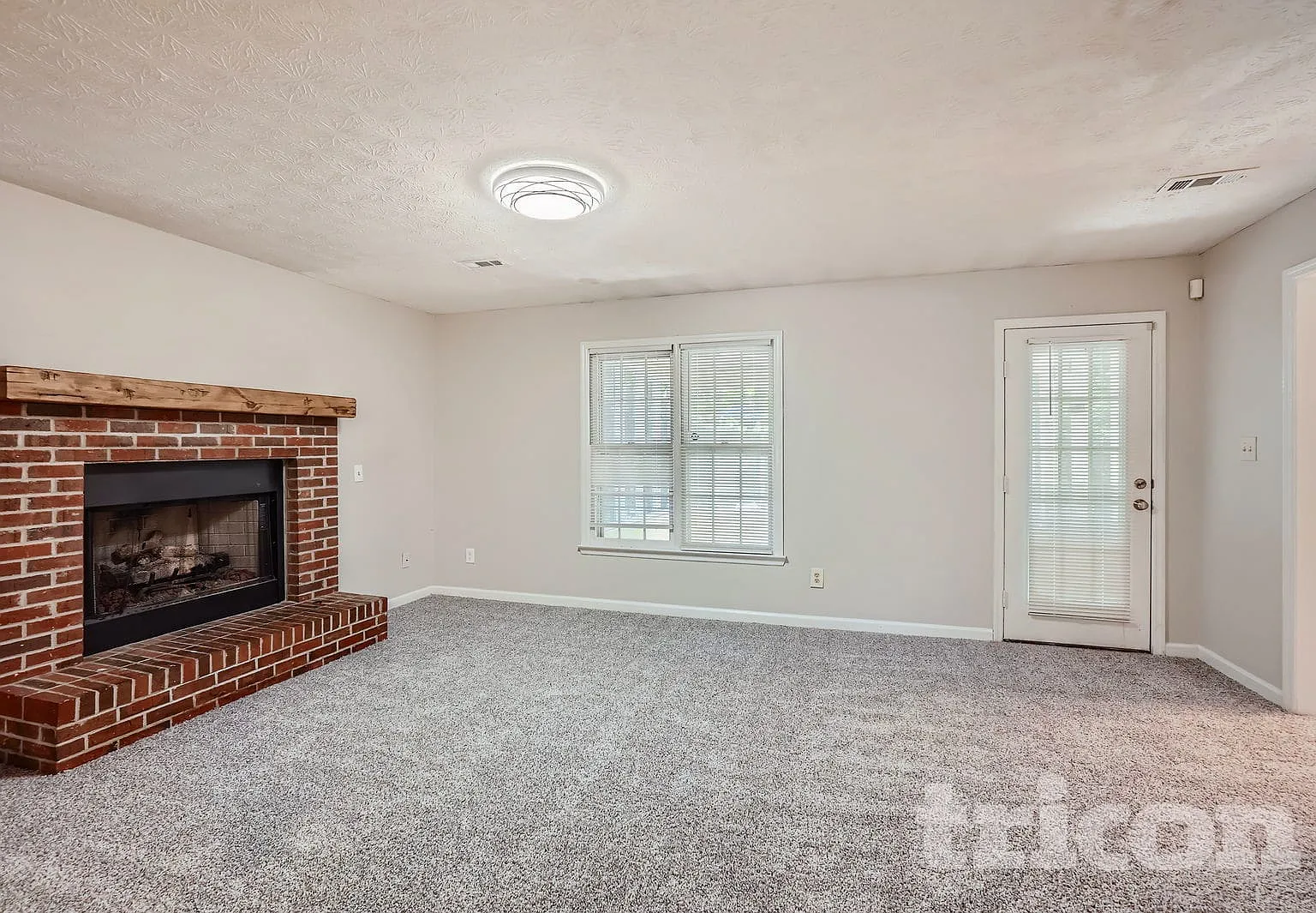 5 Meadow Green Newnan GA — Photo 3