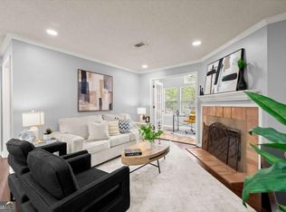704 Barrington Hills Dr #704, Atlanta, GA 30350