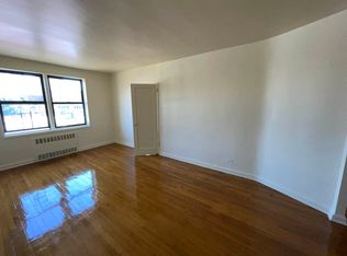 37-09 75th St #3B, Jackson Heights, NY 11372