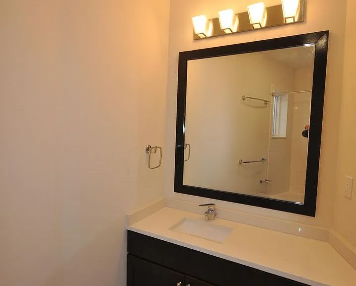 18 Sussex St #20 — Photo 9