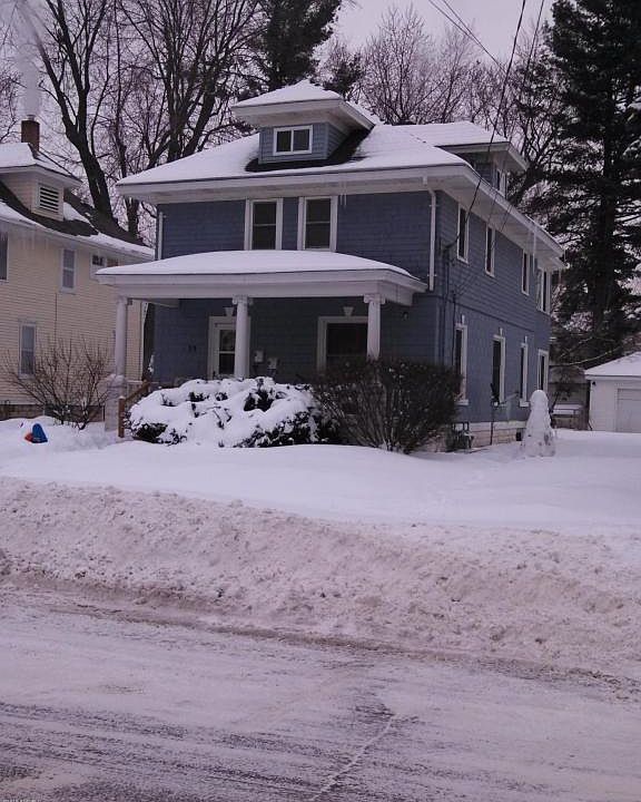 1st image of 39 E Ave S