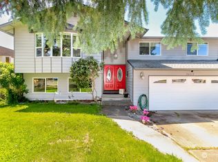 24017 12th Ave S, Des Moines, WA