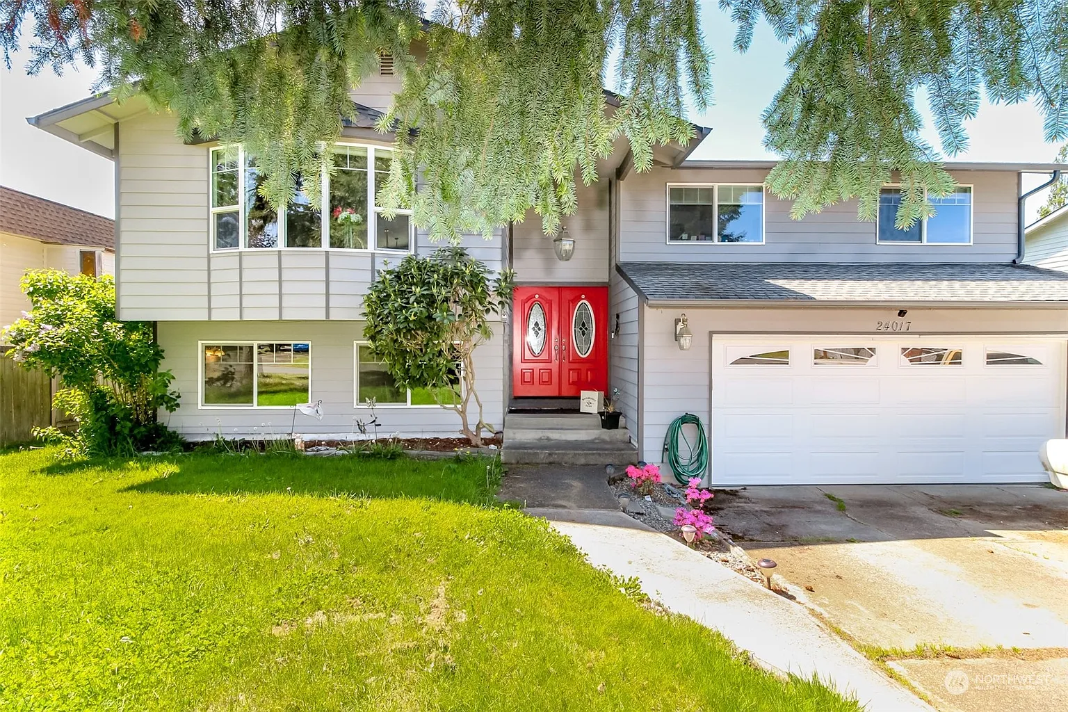 24017 12th Avenue S photo 1