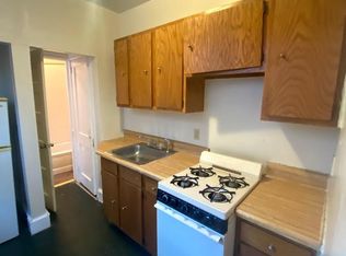 215 S 46th St APT 3F, Philadelphia, PA 19139
