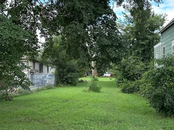 13431 S Houston Ave, Chicago, IL 60633